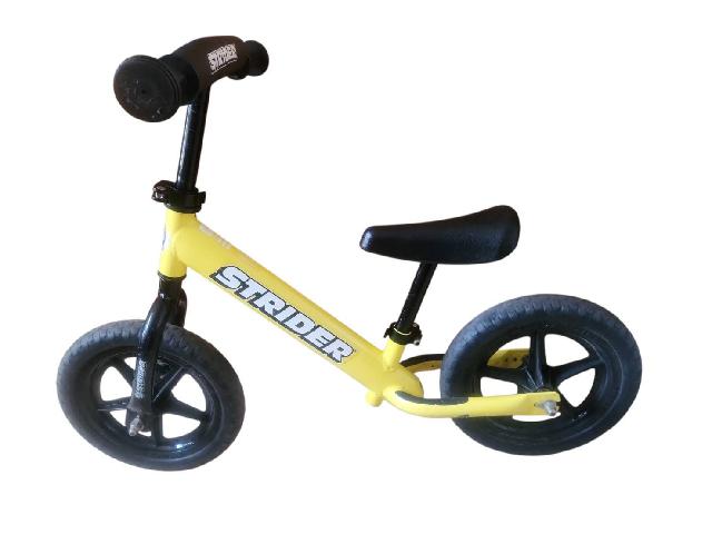 買い取り専用さま専用☆【ストライダー】スポーツモデル12Sport イエロー STRIDER 新型 ストライダー スポーツ12 （ 自転車車体）の買取価格