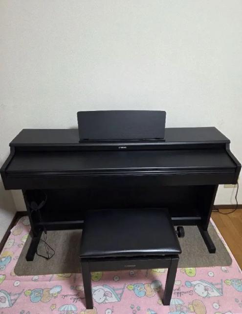 電子ピアノ