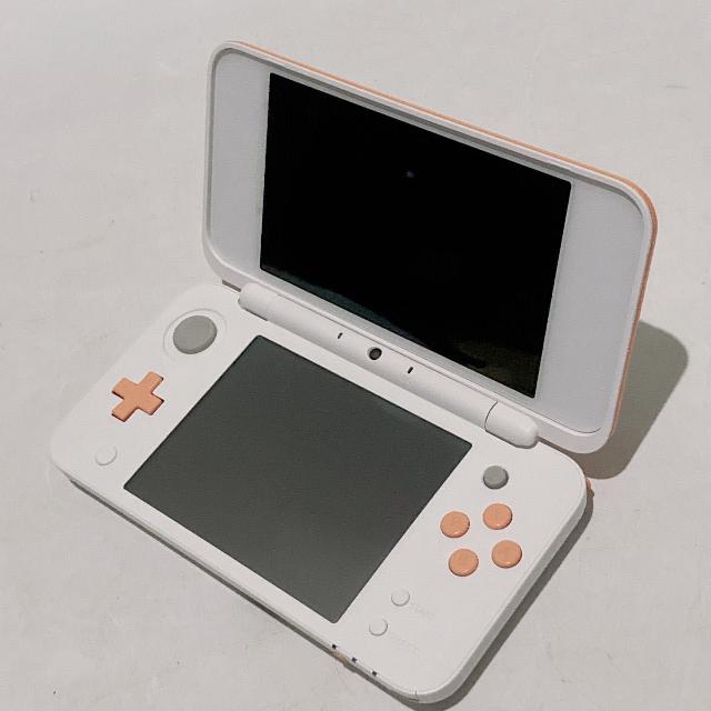 newニンテンドー2DS LL ホワイト×オレンジ