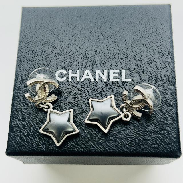 CHANEL ピアス