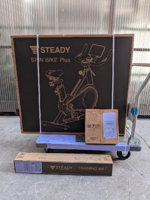 STEADY スピンバイク Plus 静音 家庭用 120分連続 モニター付き エアロバイク