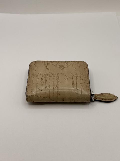 ベルルッティ　二つ折りジップウォレット