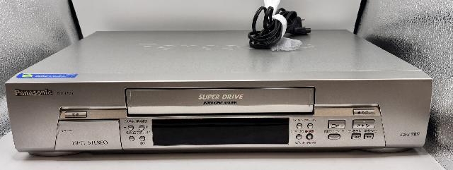 Panasonic NV-HV1 VHSビデオデッキ Hi-Fiステレオ （ ビデオデッキ）の
