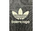 BALENCIAGA洋服の詳細ページを開く