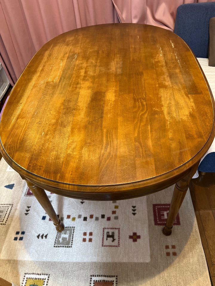 ダイニングテーブル