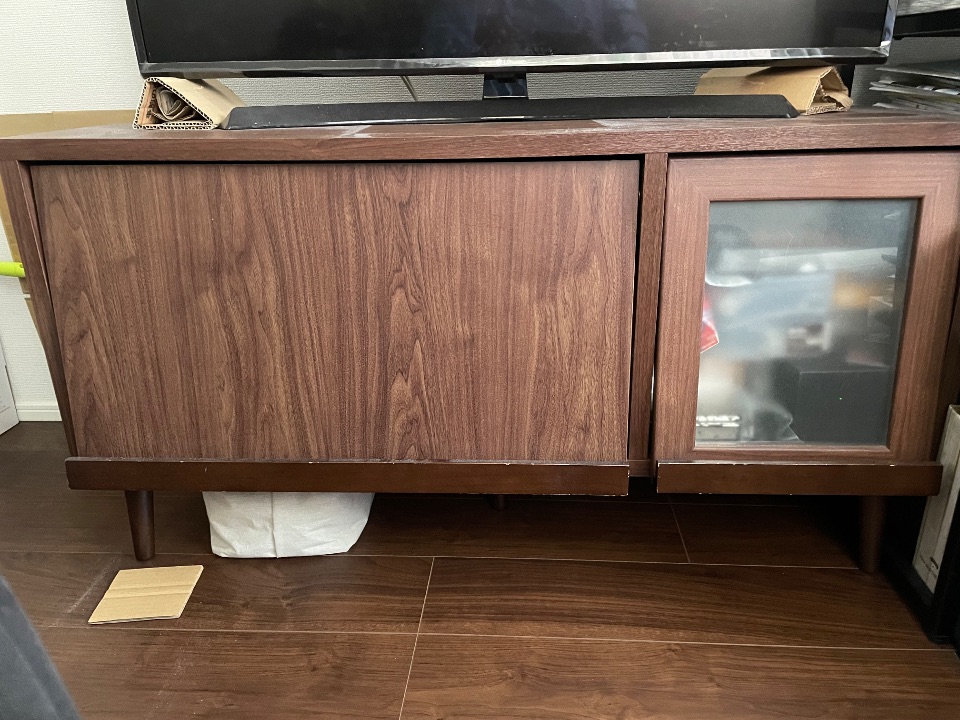 テレビ棚・型番不明