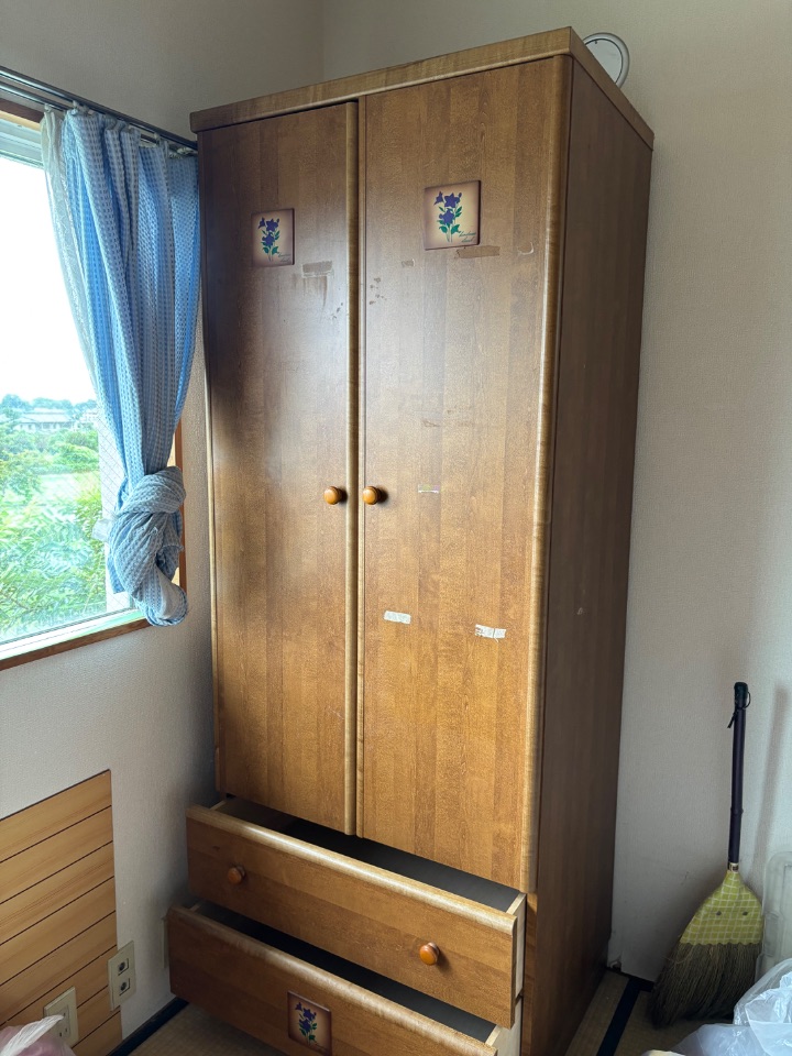 クローゼットタンス