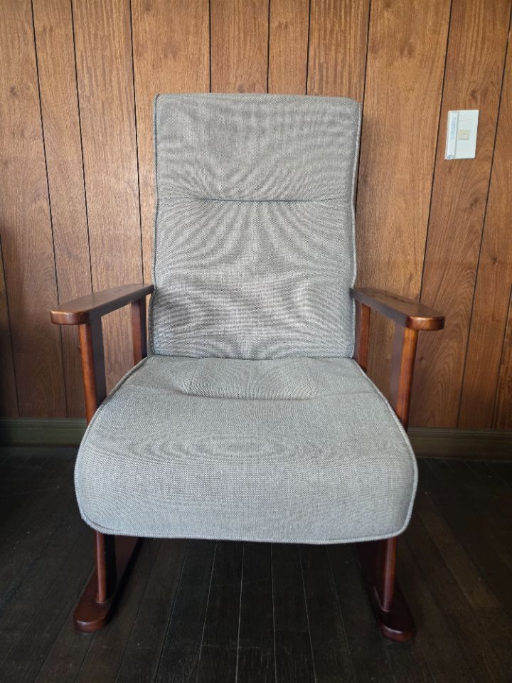 リクライニング式椅子