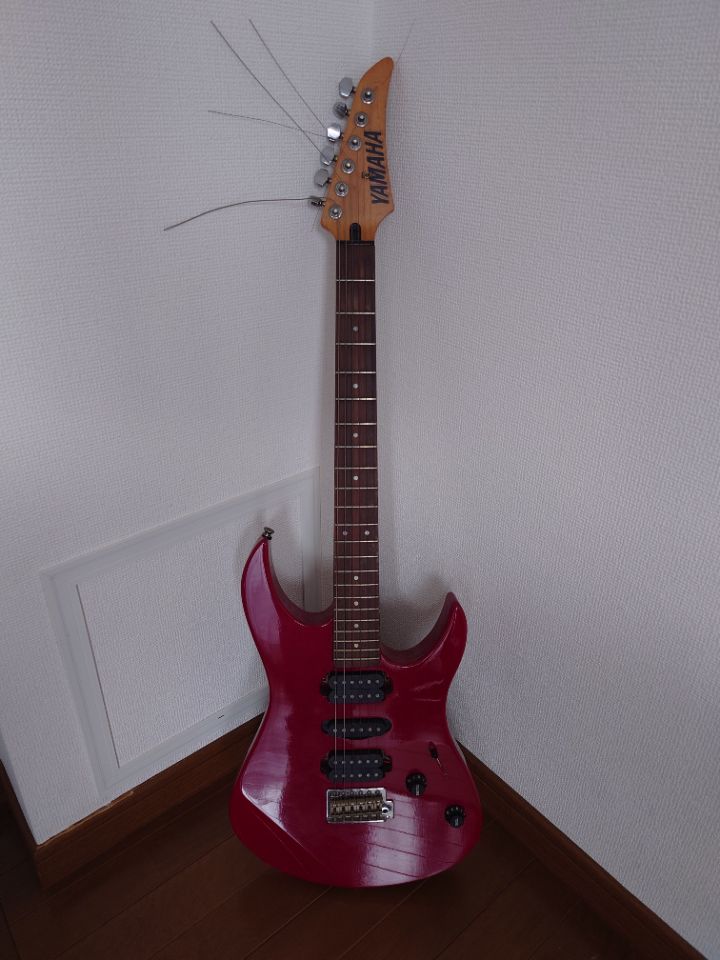 ヤマハ エレキギター RGX121D