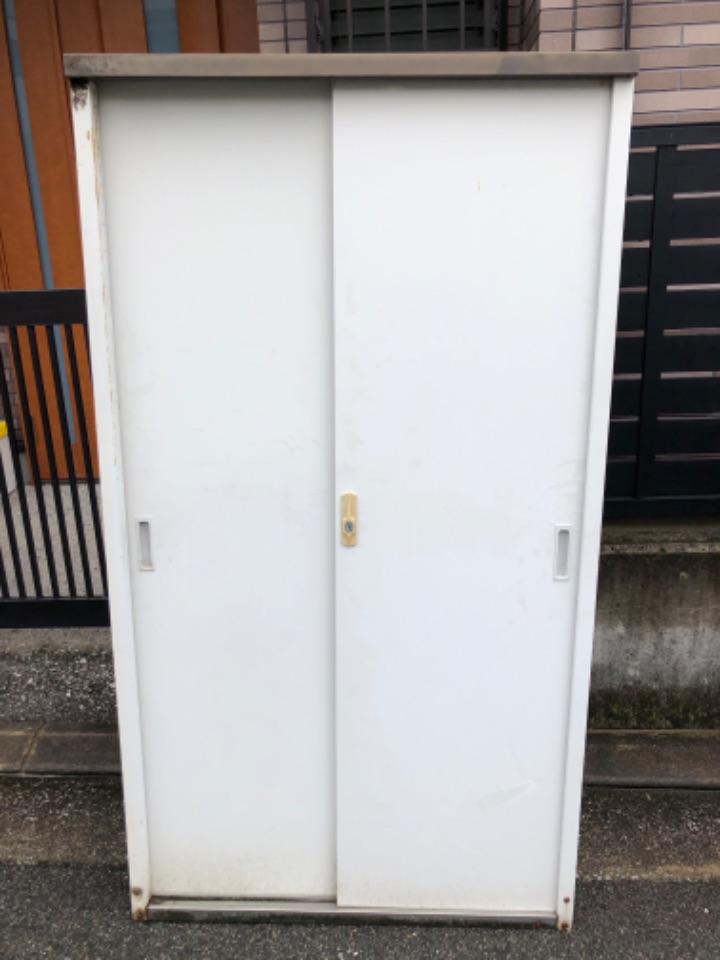 家庭用収納庫アーバン160型