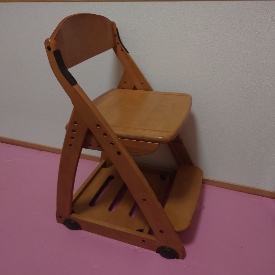 イトーキ　学習椅子