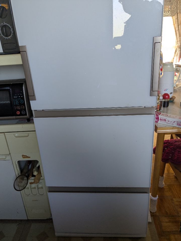 シャープ　冷蔵庫　SJ-GH35G-W