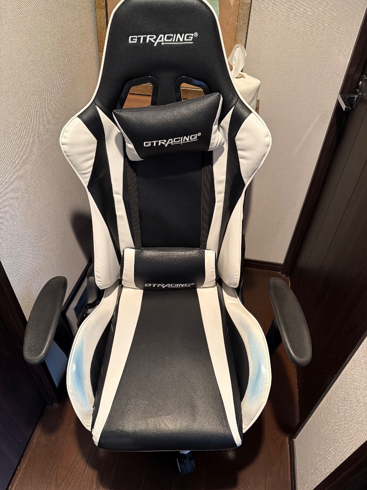 ゲーミングチェア