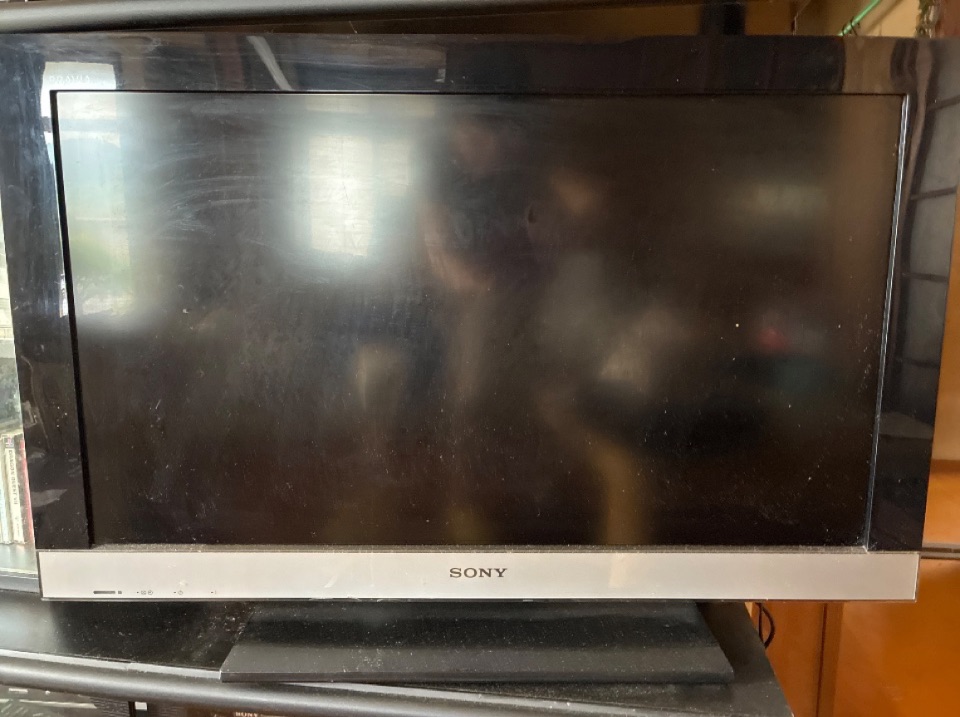 32型液晶テレビ