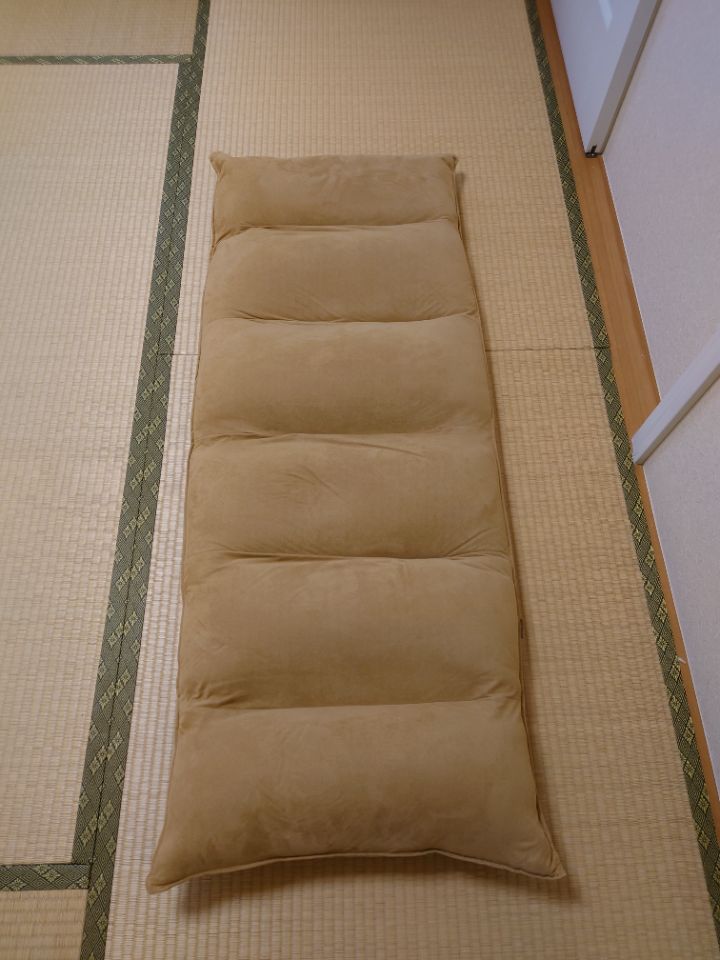 多段ギア低反発座椅子