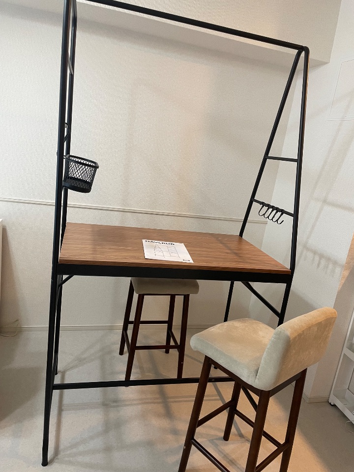 ダイニングテーブル