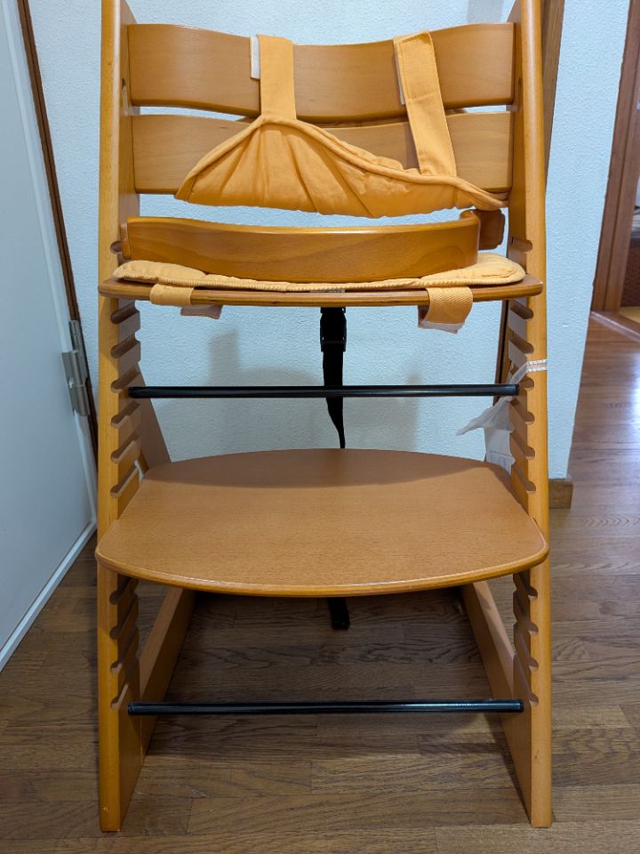 子ども用の椅子