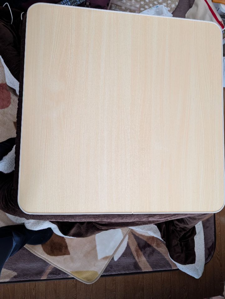 こたつテーブル