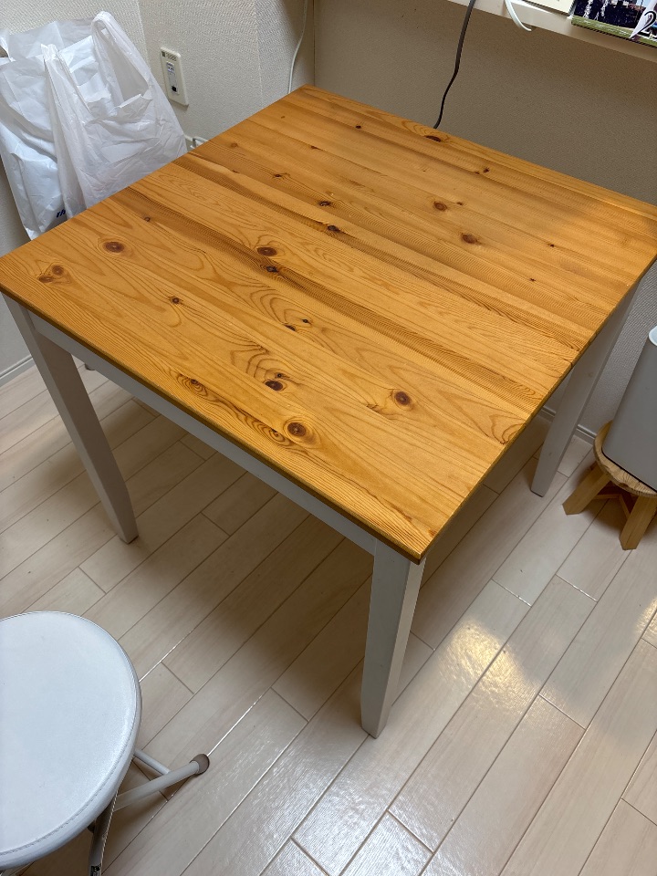 IKEAダイニングテーブル