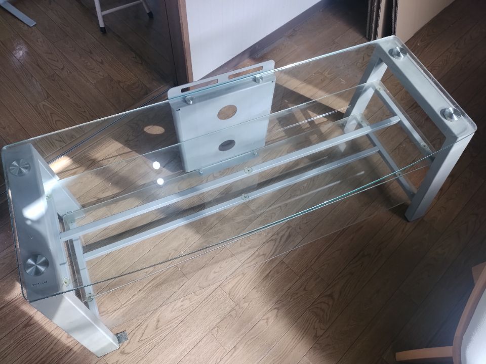 ガラステーブル