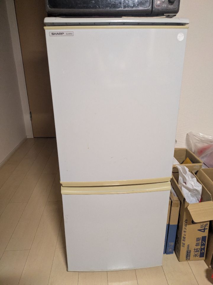 SHARP 冷凍冷蔵庫 SJ-KR4