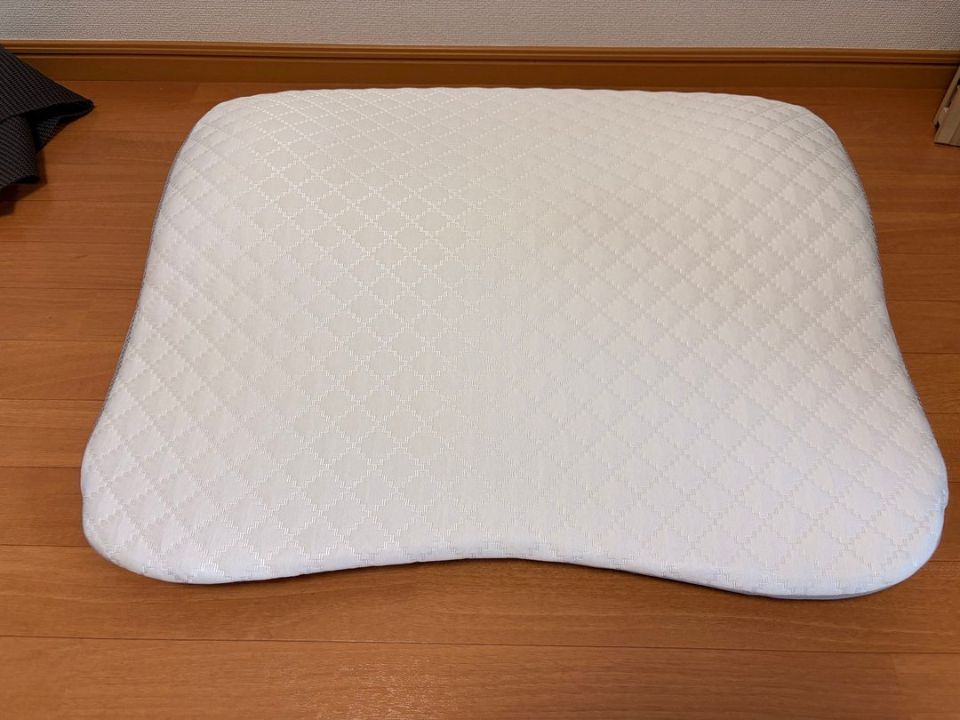 肩・首・背中も支える枕(P2208) 　商品コード  7550761