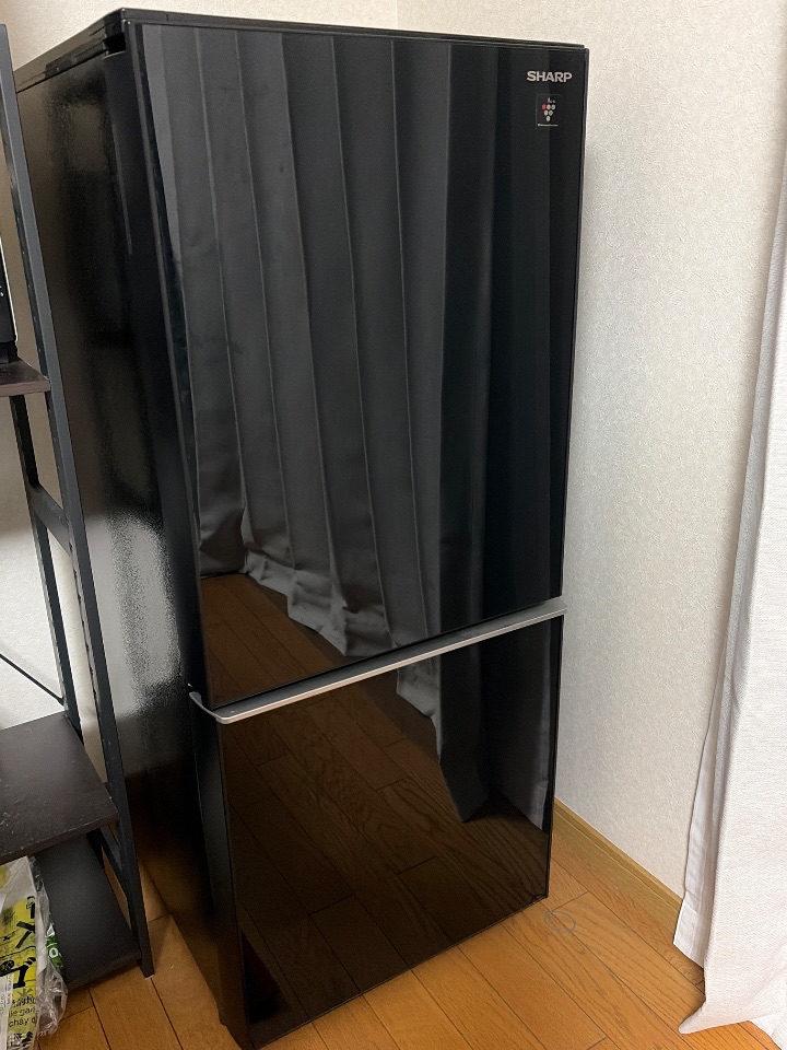 冷蔵庫　シャープ SJ-GD14F