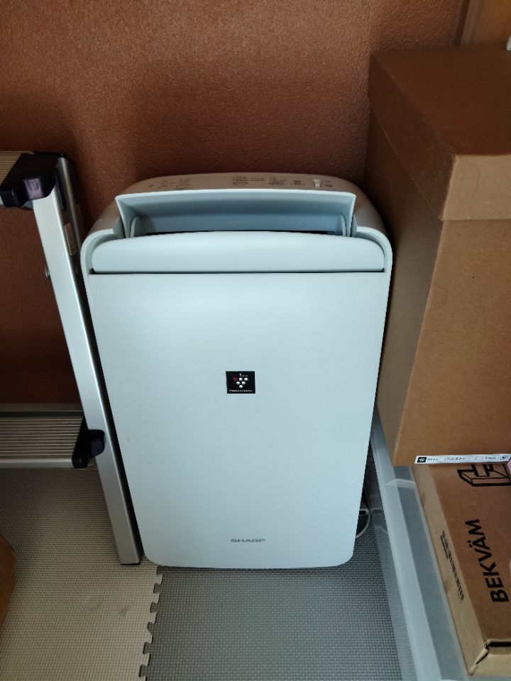 Sharp cm-j100