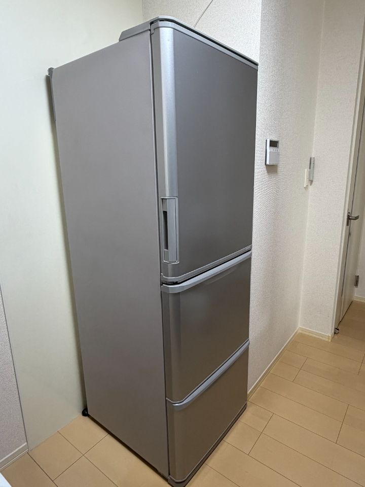 冷蔵庫 シャープ SJ-W354H-S
