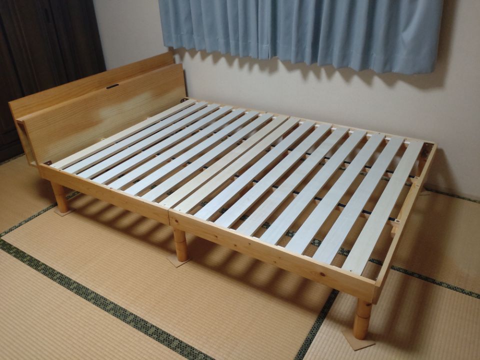 すのこタイプダブルベッド