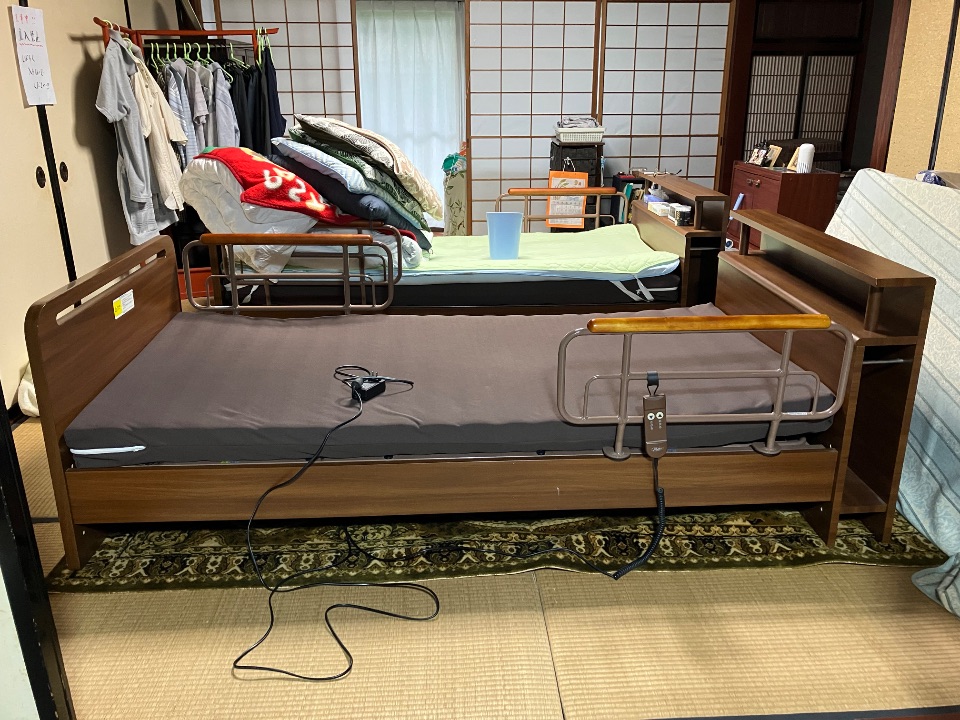 電動介護ベッド