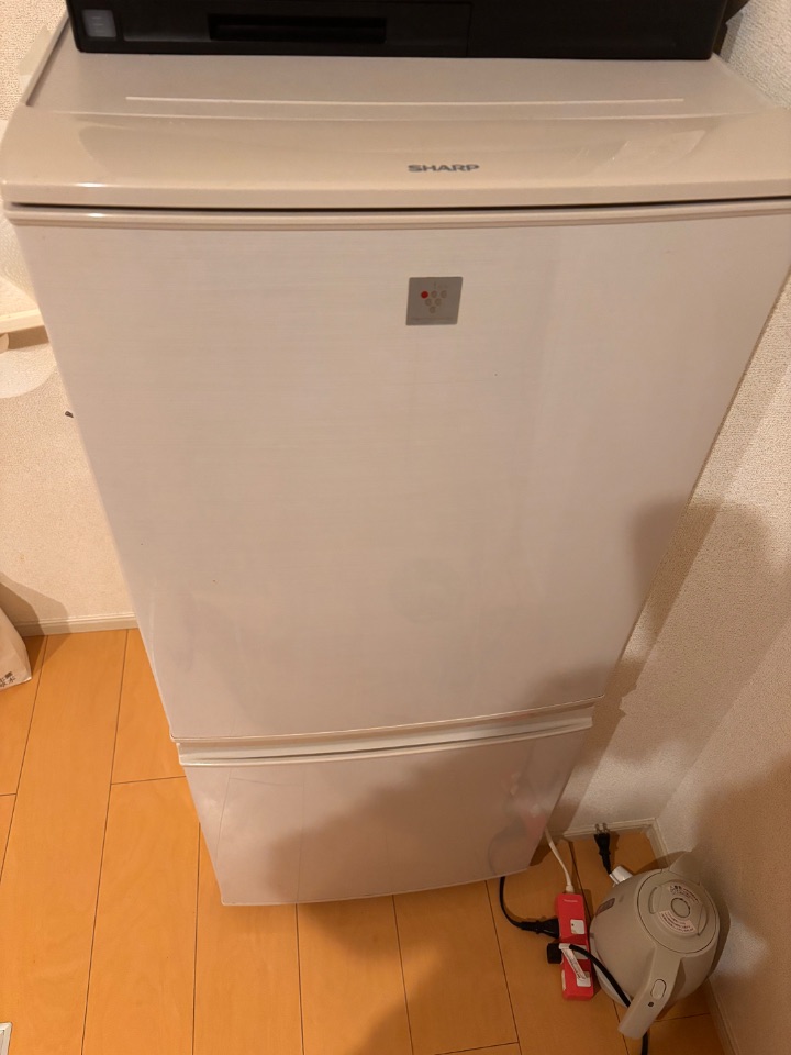 冷蔵庫SHARP ノンフロン冷凍冷蔵庫 SJ-PD14B-C