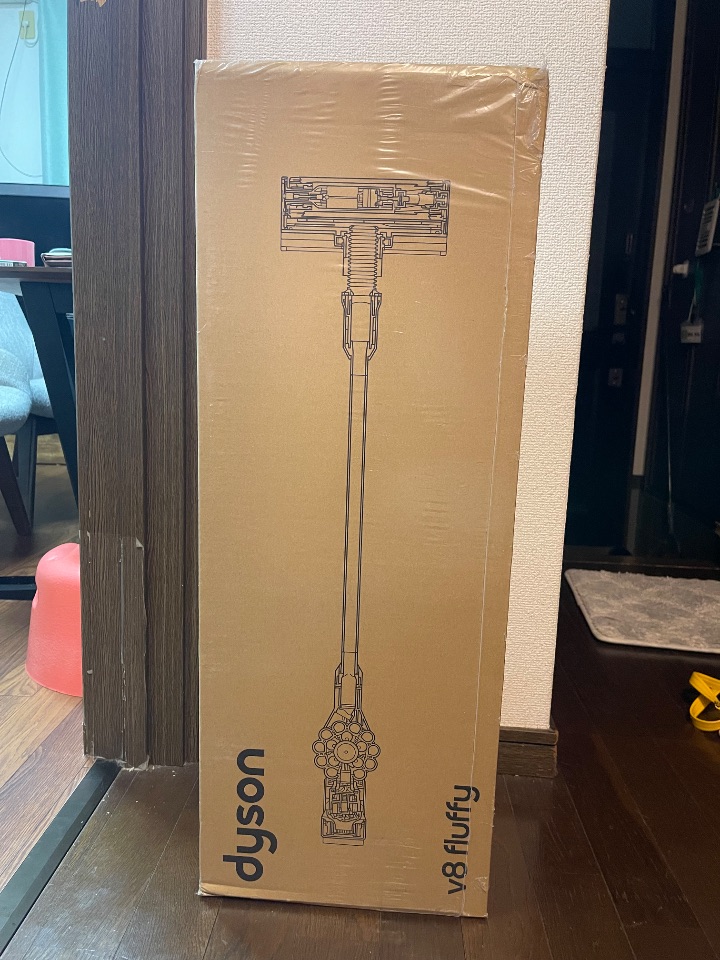 Dyson ダイソン v8 fluffy 新品未開封