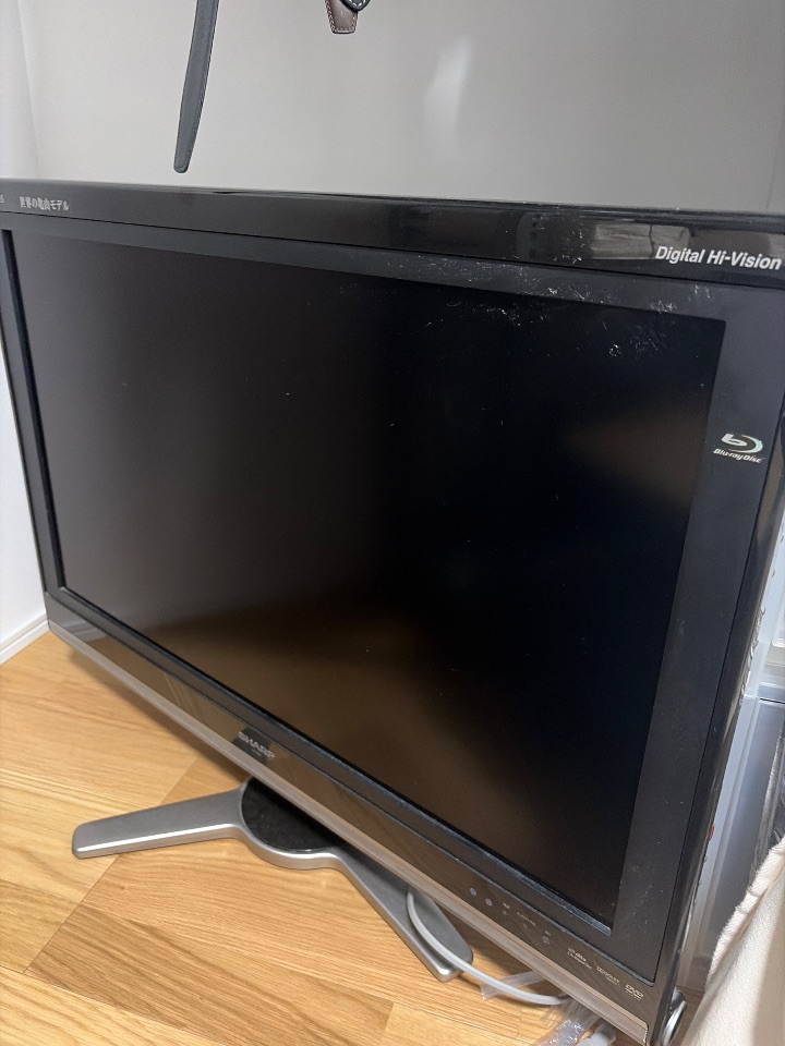 32型液晶テレビ