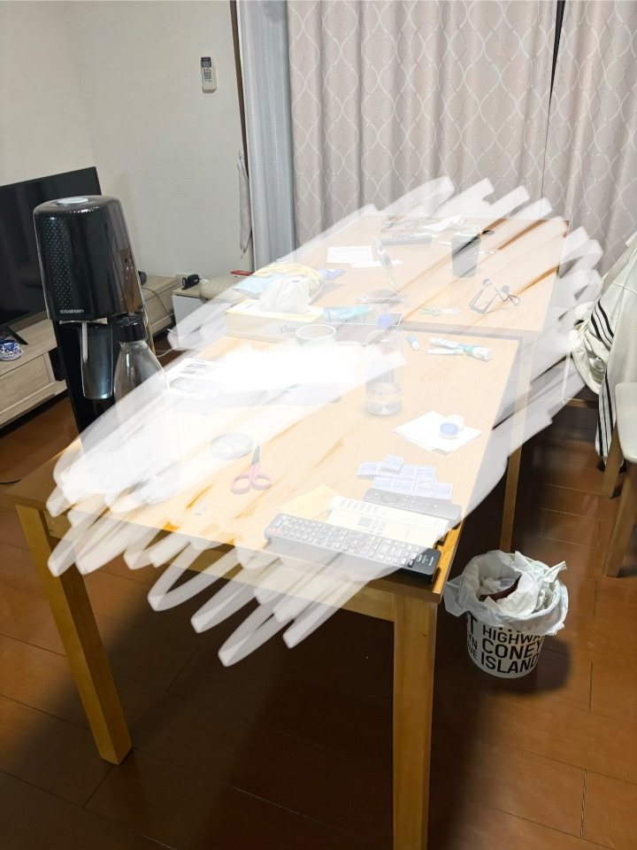 ダイニングテーブル
