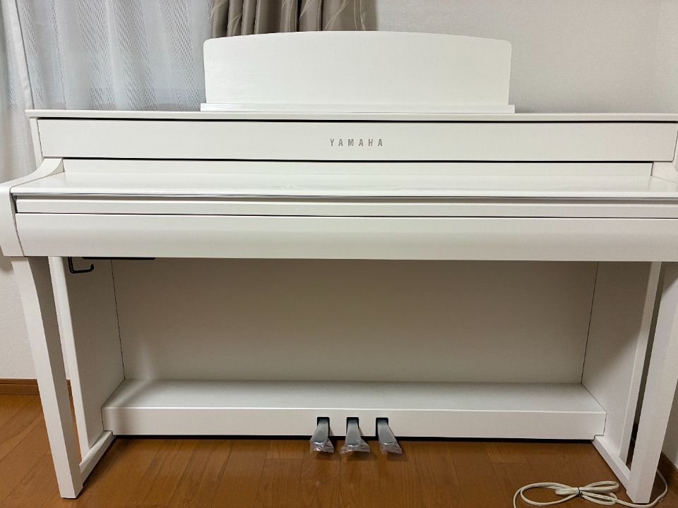 電子ピアノ、型番SCLP-7540（色：ホワイト）、シリアルNo：JCDZ01032