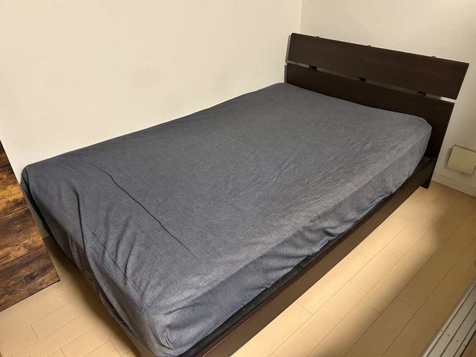 セミダブルベッド