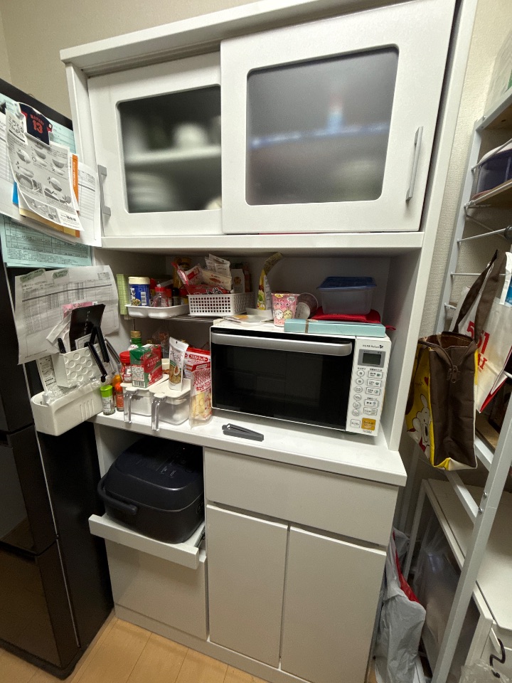 手作り家具工房　食器棚