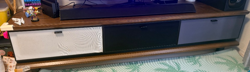 テレビボード
