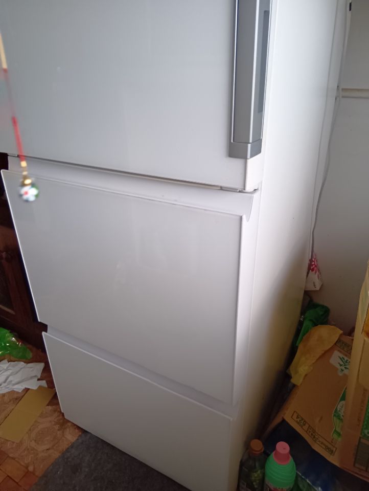 冷凍冷蔵庫シャープSJGW35H