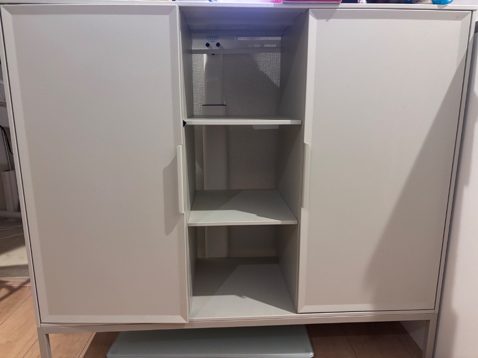 キャビネット・IKEA・トゥルストルプ